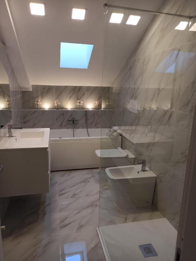 La Via Del Sale Apartment โดโมดอสโซลา ภายนอก รูปภาพ