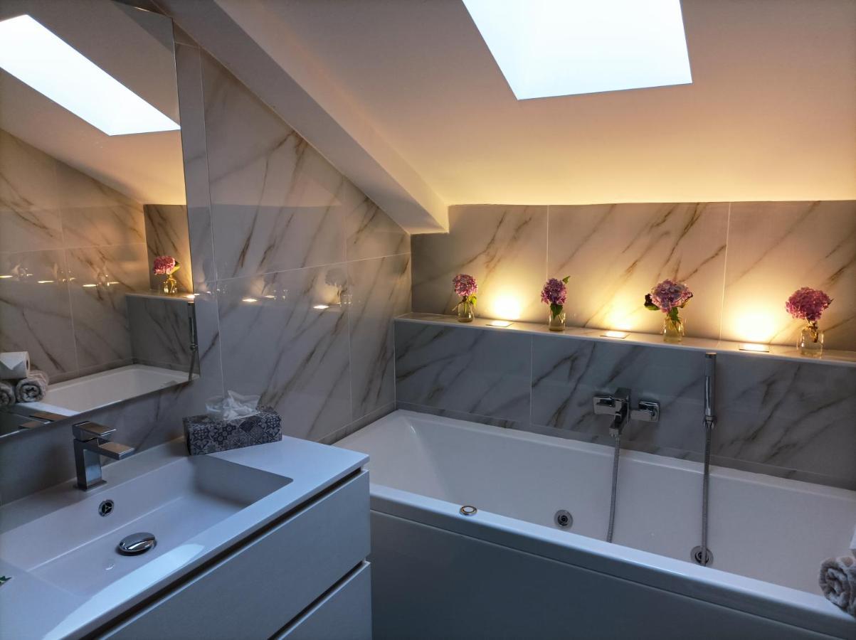 La Via Del Sale Apartment โดโมดอสโซลา ภายนอก รูปภาพ
